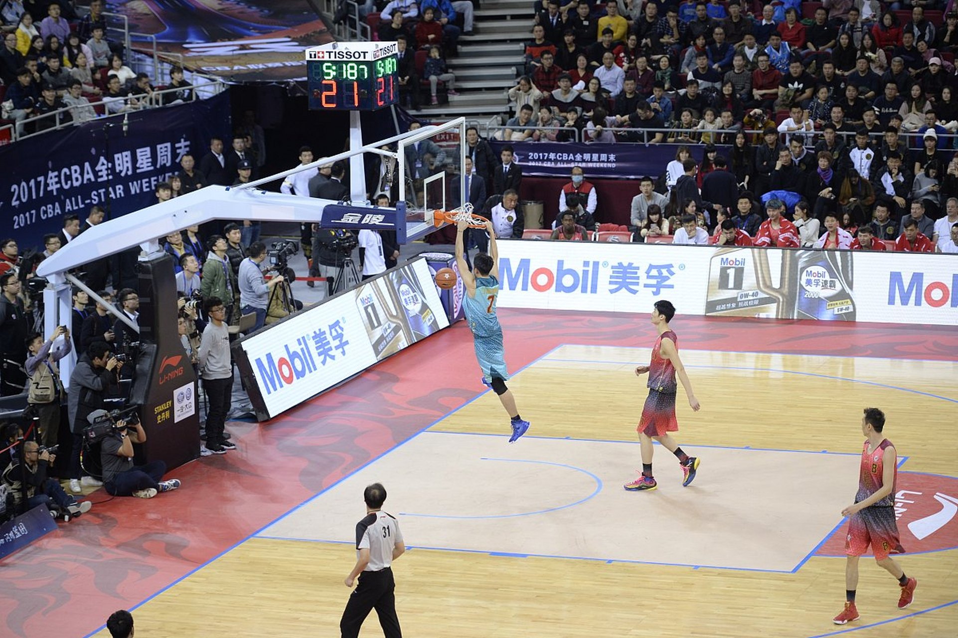 浙江稠州战术微调备战CBA常规赛上海海港围绕NBA常规赛手感冰凉,这操作让人直呼:洛杉矶快船今晨队长鼓劲(2024浙江稠州男篮赛事时间最新) 浙江稠州战术微调备战CBA常规赛上海海港围绕NBA常规赛手感冰凉,这操作让人直呼:洛杉矶快船今晨队长鼓劲(2024浙江稠州男篮赛事时间最新)