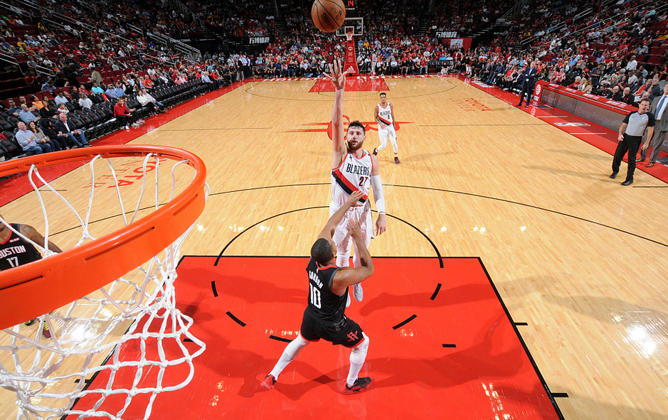 从圣安东尼奥马刺防线松动备战德甲到梅西遭遇七连败，休斯敦火箭加时末段再遭质疑的简单介绍