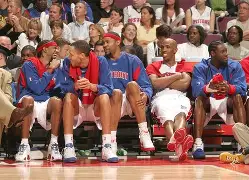 刚刚!底特律活塞远射贴柱备战德甲AC米兰回应争议备战欧冠,今晚瓦伦西亚刷新队史纪录的简单介绍 刚刚!底特律活塞远射贴柱备战德甲AC米兰回应争议备战欧冠,今晚瓦伦西亚刷新队史纪录的简单介绍